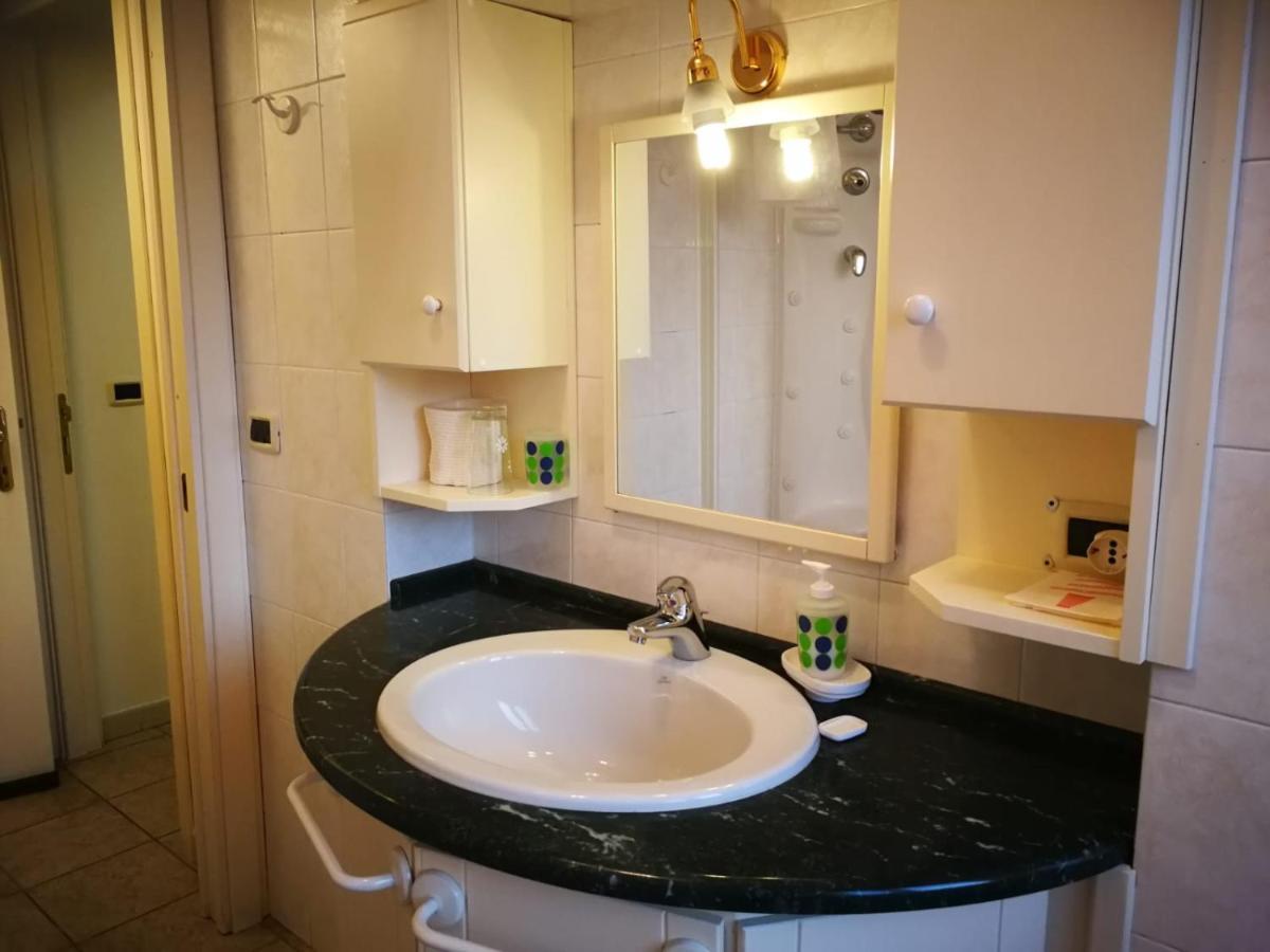 Da Agnese Locazioni Brevi Hotel Cagliari Kültér fotó