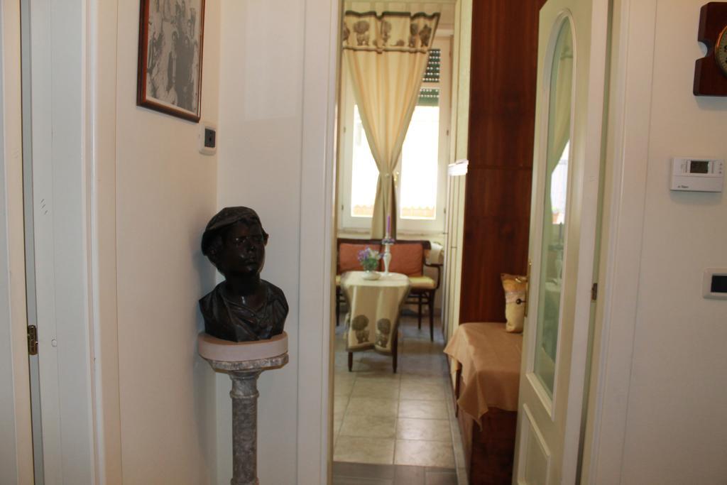 Da Agnese Locazioni Brevi Hotel Cagliari Szoba fotó