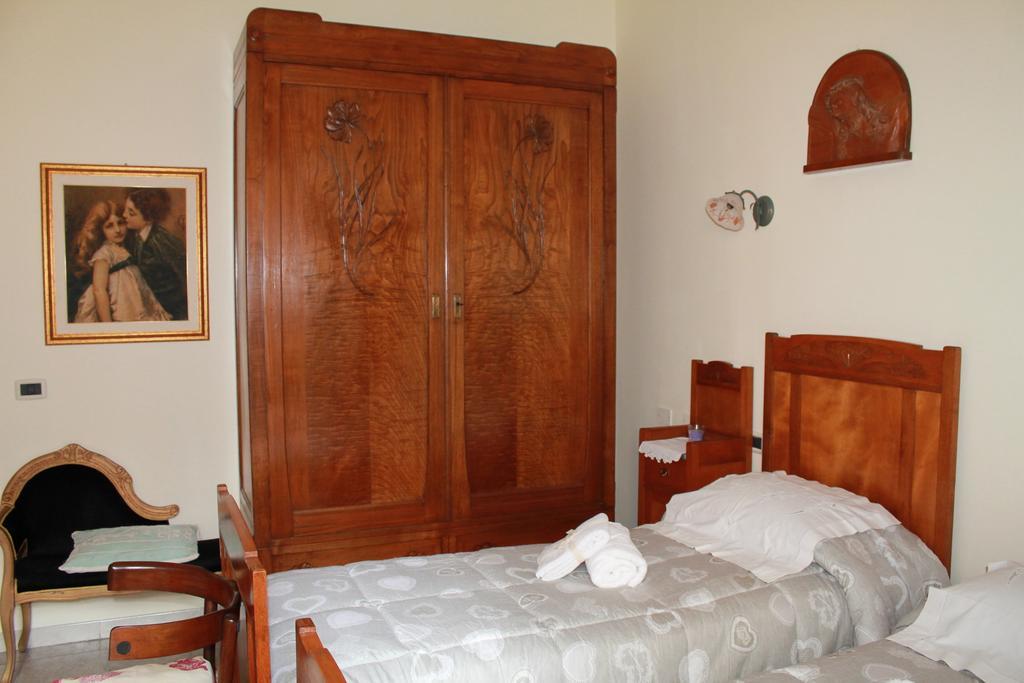Da Agnese Locazioni Brevi Hotel Cagliari Szoba fotó