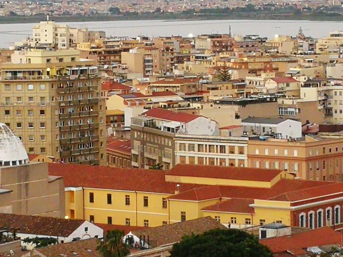 Da Agnese Locazioni Brevi Hotel Cagliari Kültér fotó